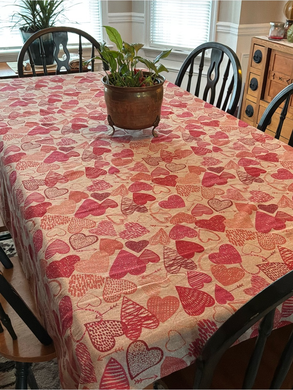 Cupcakes&Cashmere Red Hearts Bows&Arrows Valentines Cotton 80”x63” Tablecloth